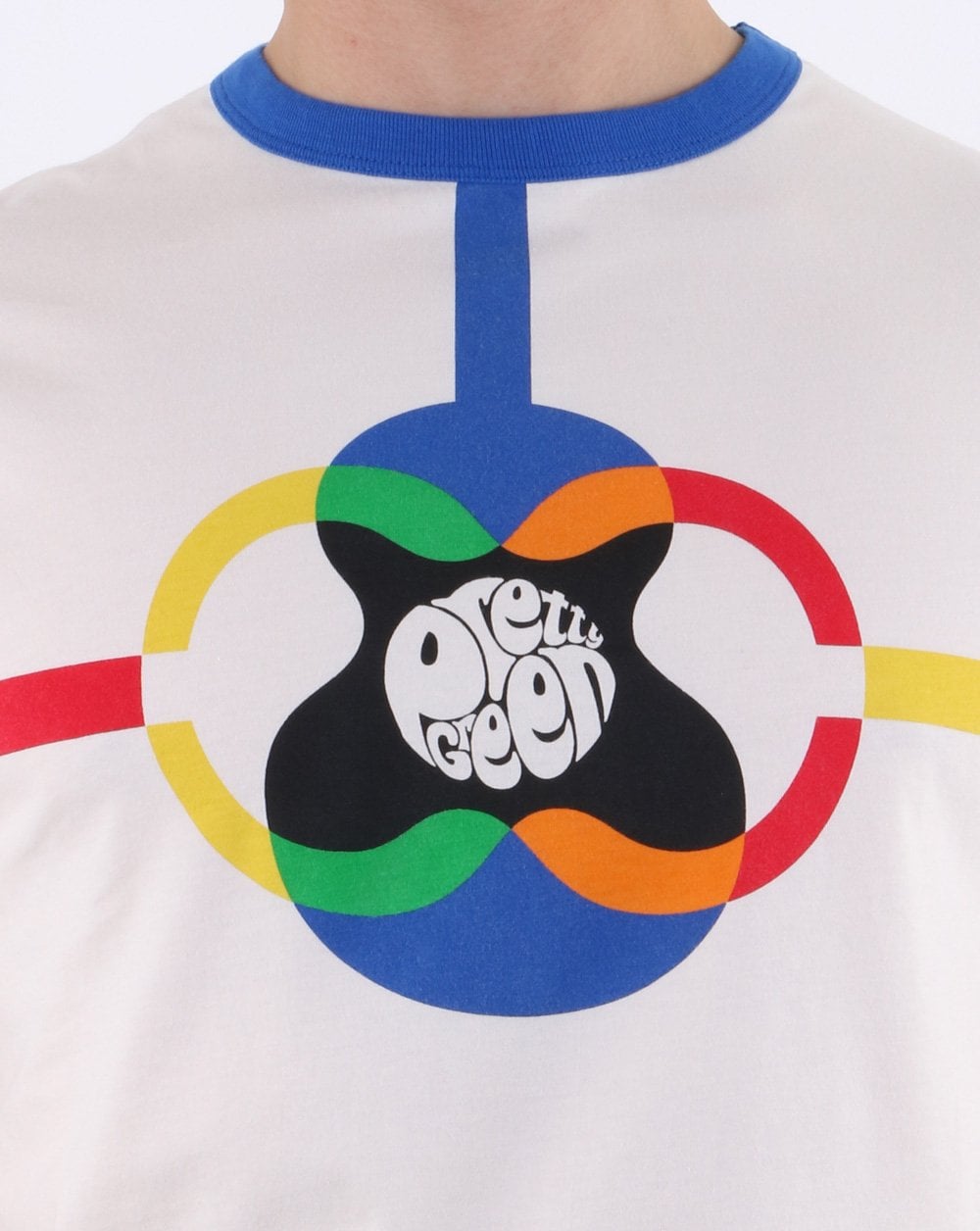 Pretty Green – T-Shirt mit kontrastierendem Halsausschnitt und Pg-Print in Off-White