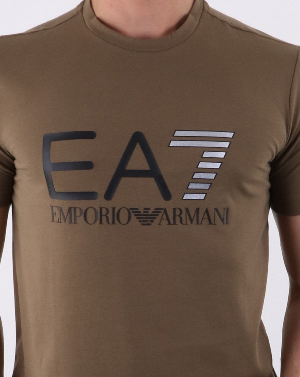 Emporio Armani EA7 Train Logo Series M Multicol Logo Tee Khaki Grün