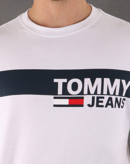Tommy Hilfiger – T-Shirt mit Box-Logo in klassischem Weiß