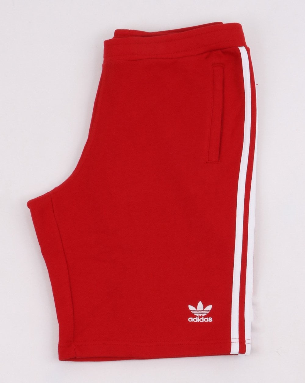 Adidas Originals – Shorts mit 3 Streifen in Powerrot