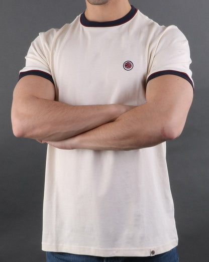 Pretty Green – T-Shirt mit Paspelierung in Off-White