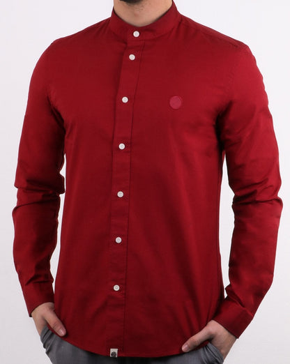 Pretty Green Herren Slim Fit Kragenloses Hemd Rot