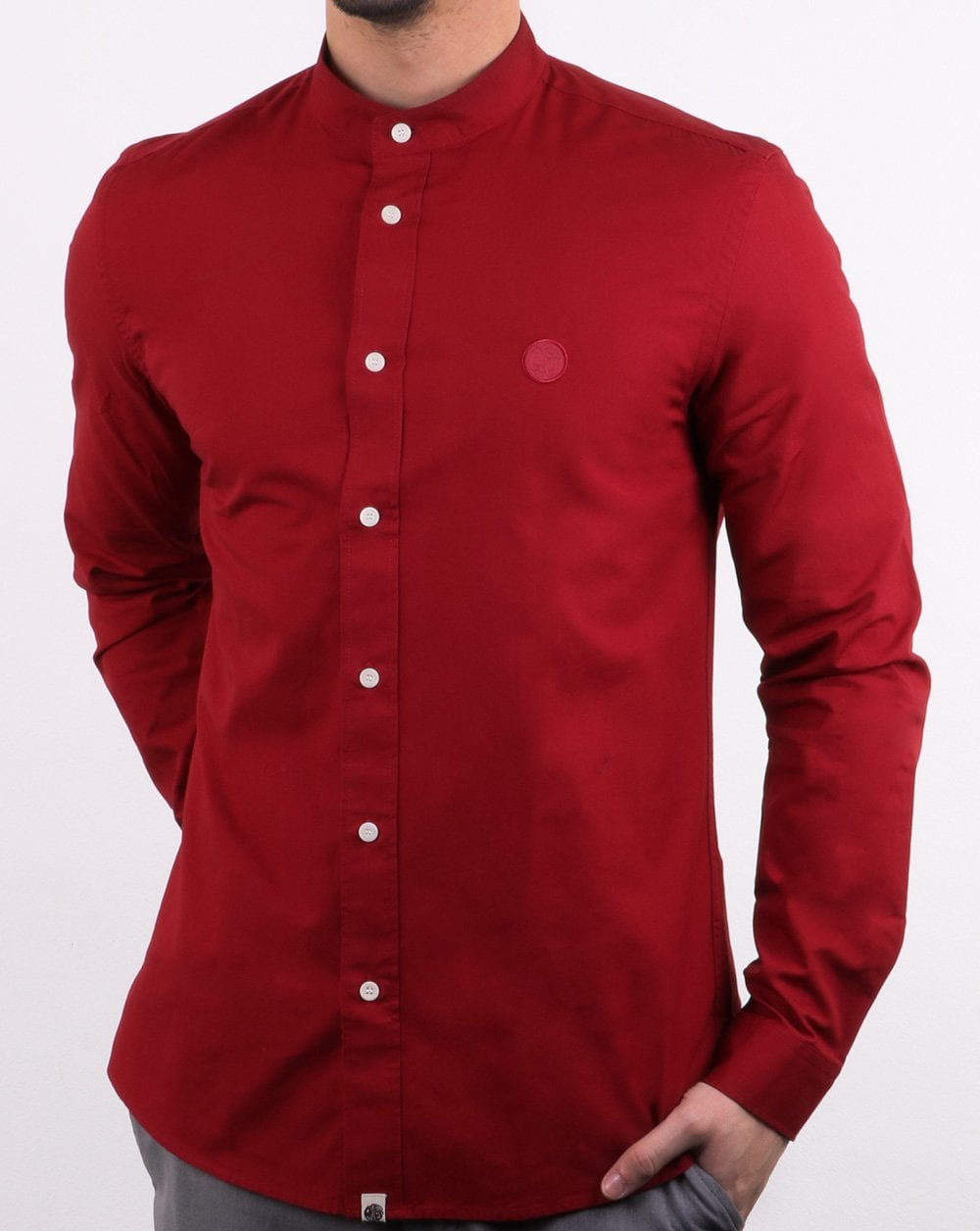 Pretty Green Herren Slim Fit Kragenloses Hemd Rot