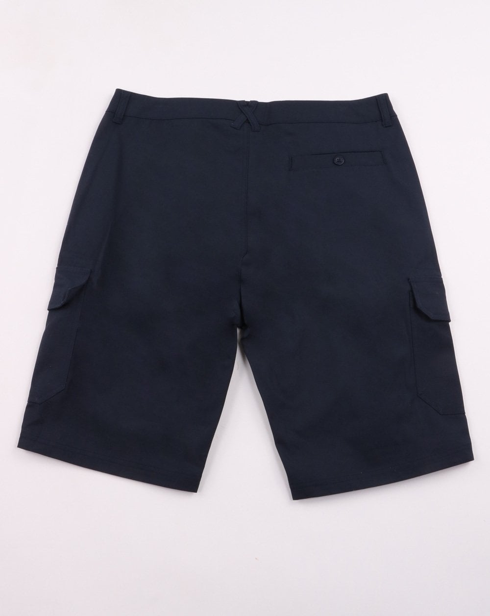 Ellesse – Combat Shorts in Marineblau