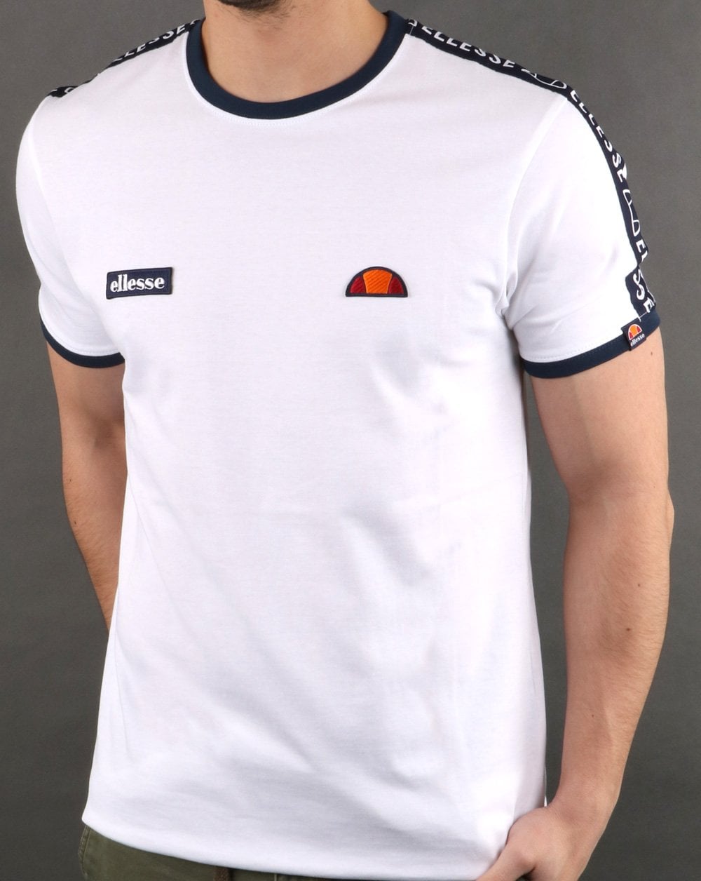 Ellesse – Fede – Weißes T-Shirt mit Taping