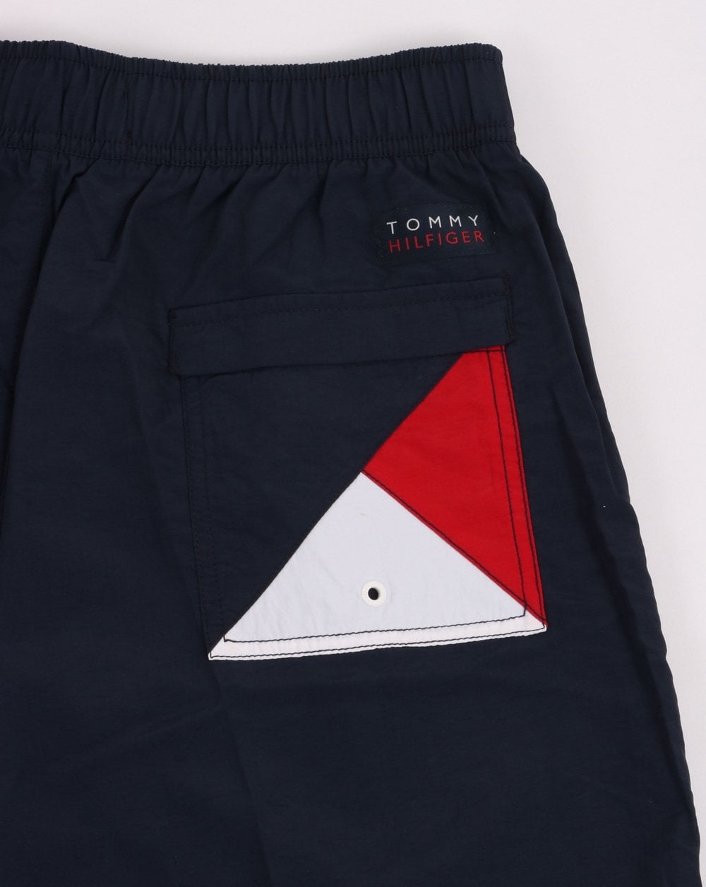 Tommy Hilfiger – Mittelgroße Shorts mit Kordelzug in Marineblau