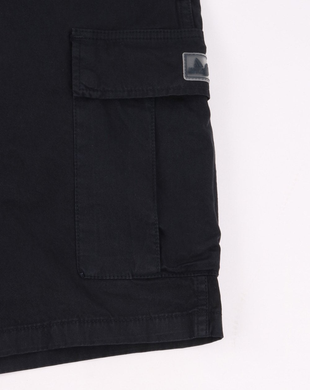 Peaceful Hooligan Container Shorts Marineblau