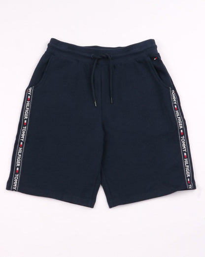 Tommy Hilfiger – Fleece-Shorts mit Taping, Marineblau