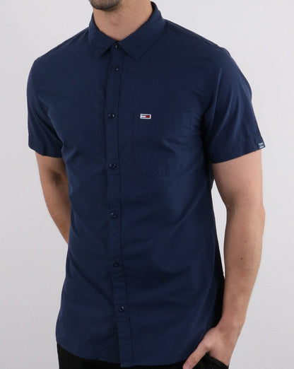 Tommy Jeans – Kurzärmliges Popeline-Hemd in Dunkelmarineblau