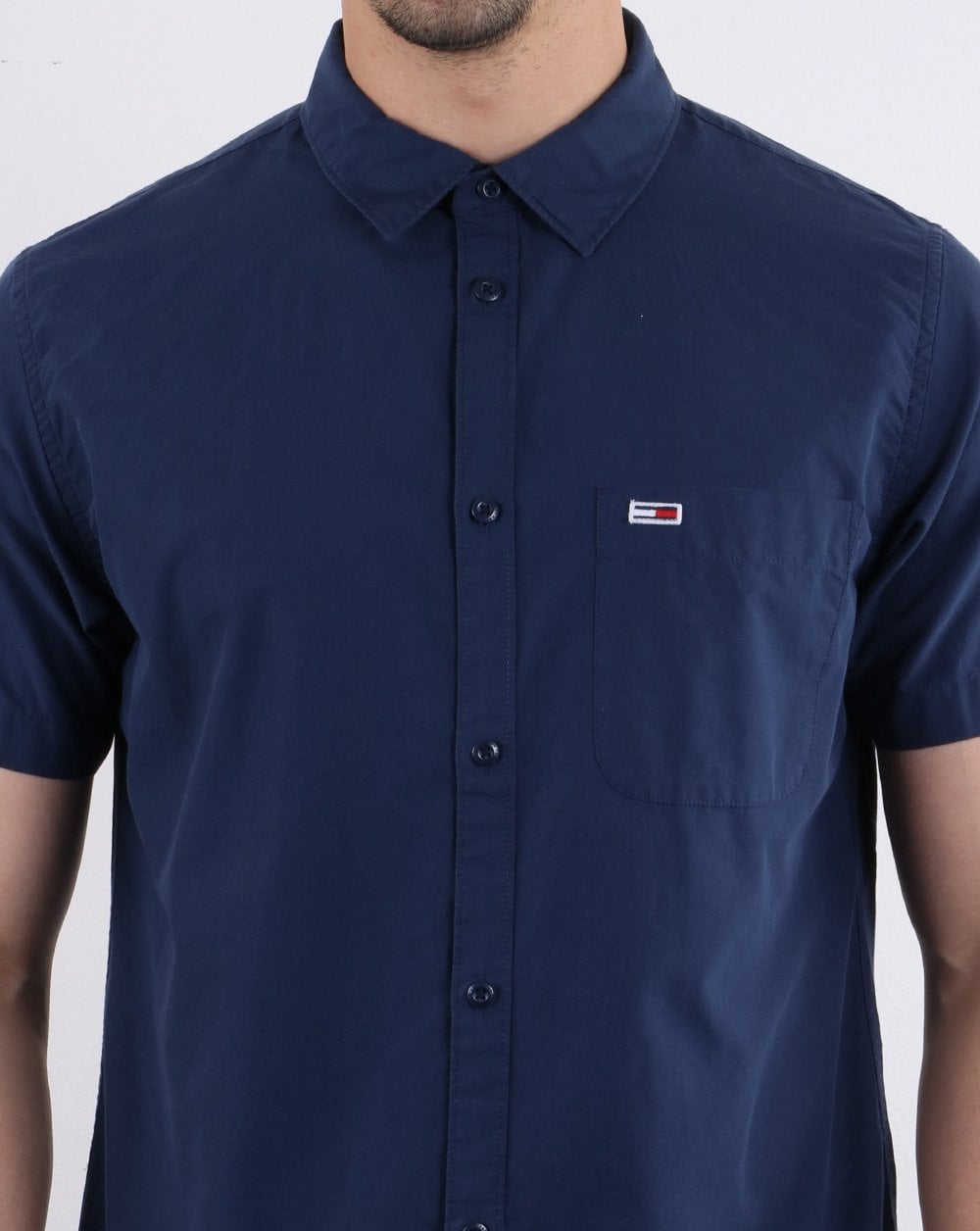 Tommy Jeans – Kurzärmliges Popeline-Hemd in Dunkelmarineblau
