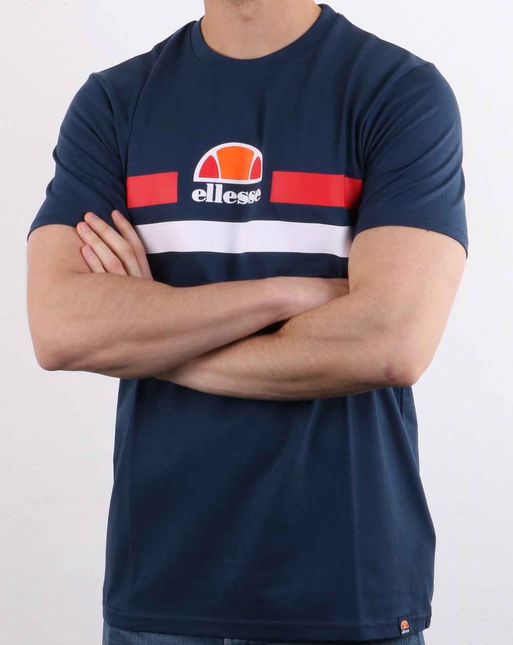 Ellesse – Aprel – T-Shirt in Marineblau