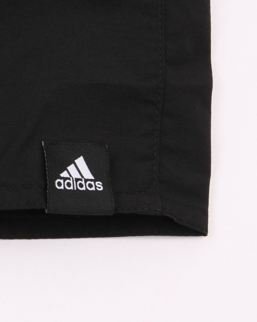 Adidas Originals – Solide Badeshorts in Schwarz