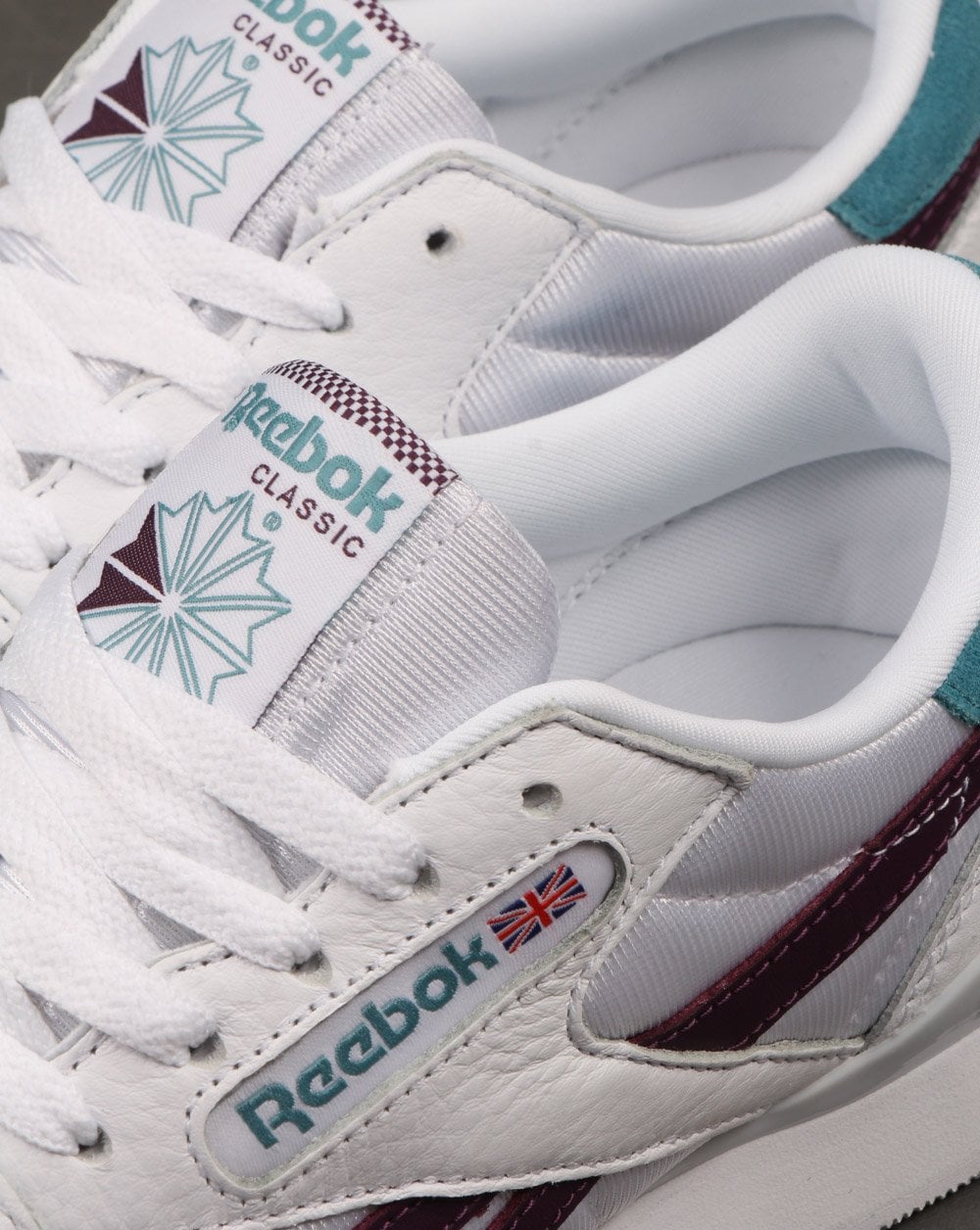Reebok Phase 1 Pro Sneakers Weiß/Mint/Violett