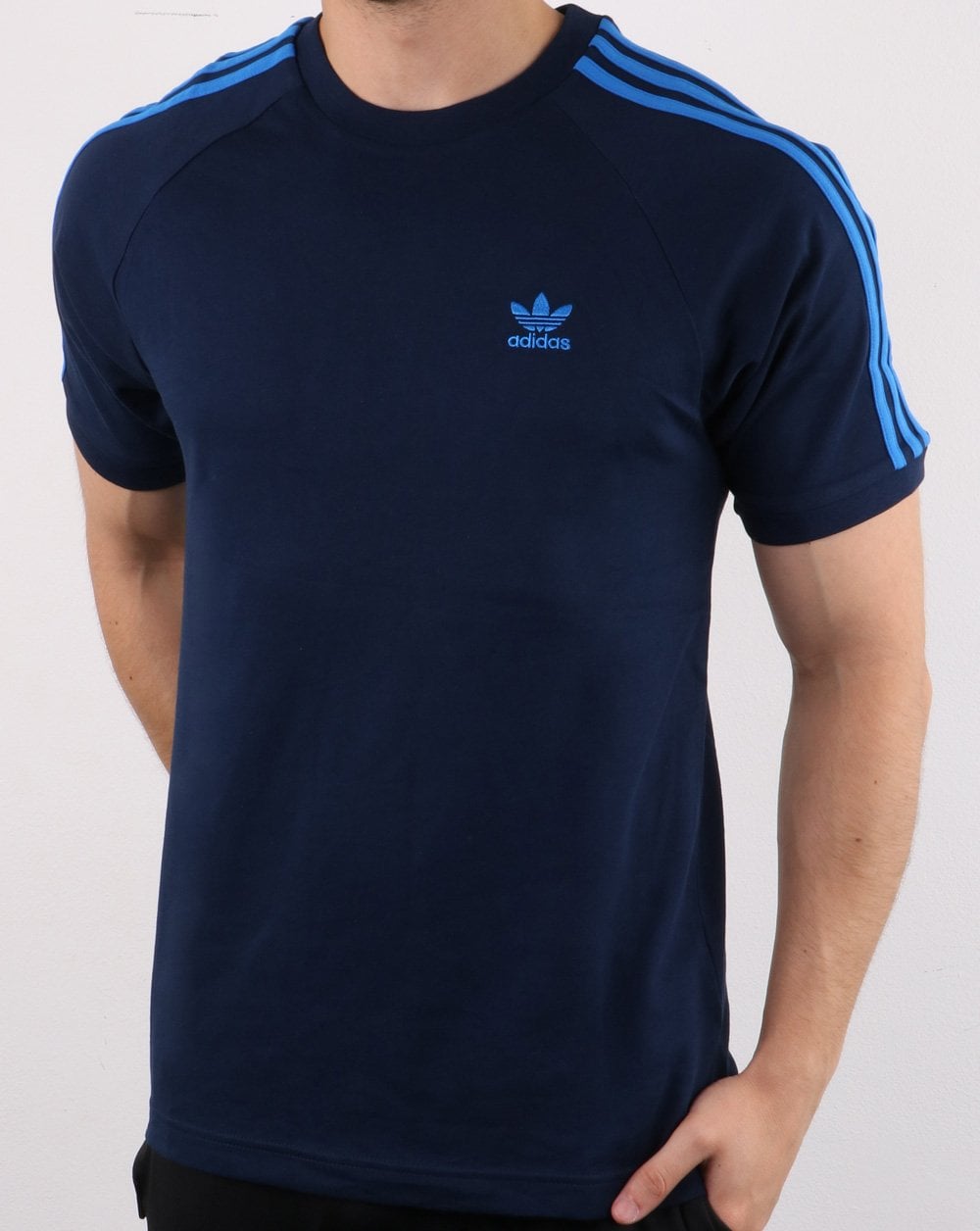 Adidas Originals – T-Shirt mit 3 Streifen in Collegiate Navy