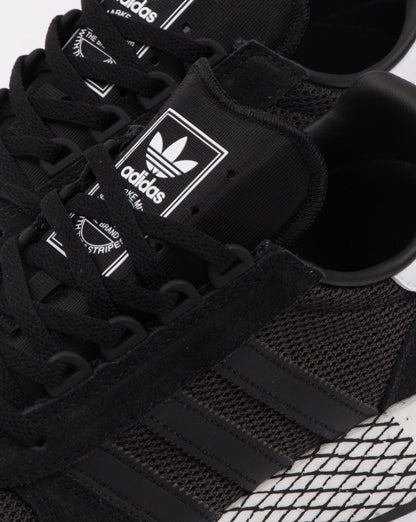 Adidas Marathon Tech Sneaker Schwarz/Schwarz/Weiß