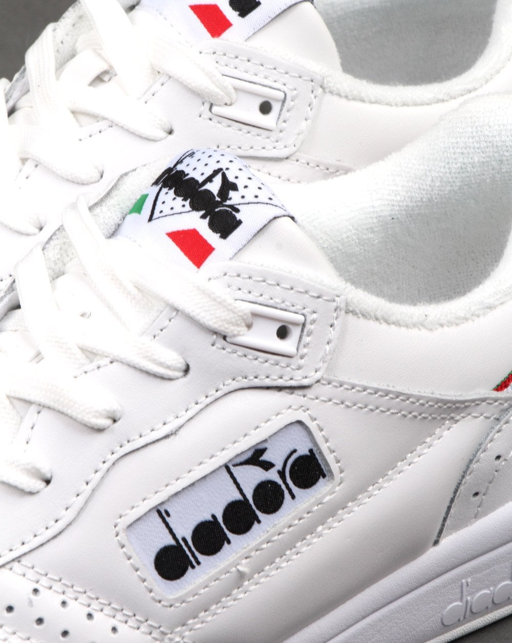 Diadora Action Trainer White