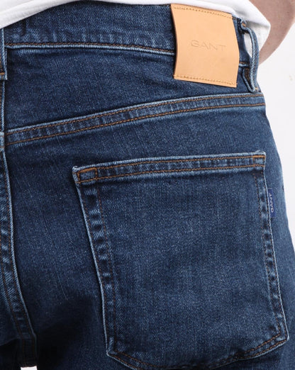 Gant – Schmale Jeans in Dunkelblau mit Used-Effekt