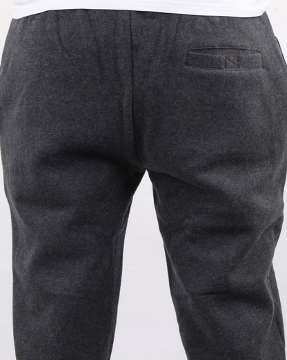 Ellesse – Slim Fit Trainingshose in Dunkelgrau