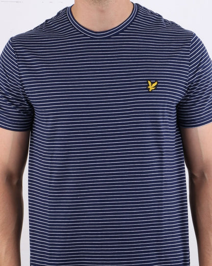 Lyle And Scott – T-Shirt mit feinen Streifen in Marineblau