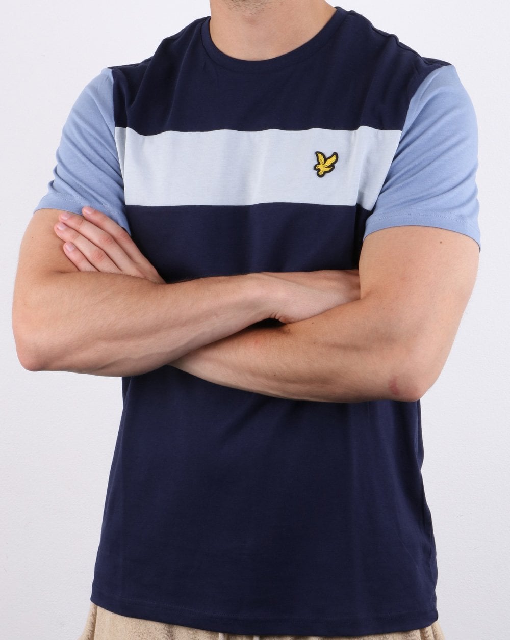 Lyle And Scott – T-Shirt mit Panel-Muster in Marineblau