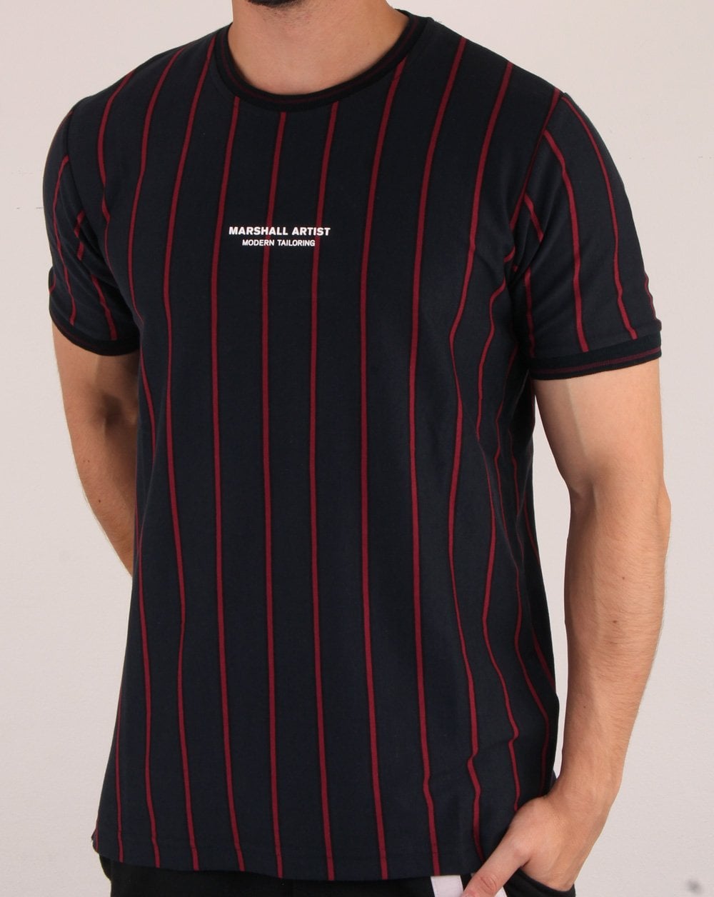 Marshall Artist – T-Shirt mit Nadelstreifen, Marineblau