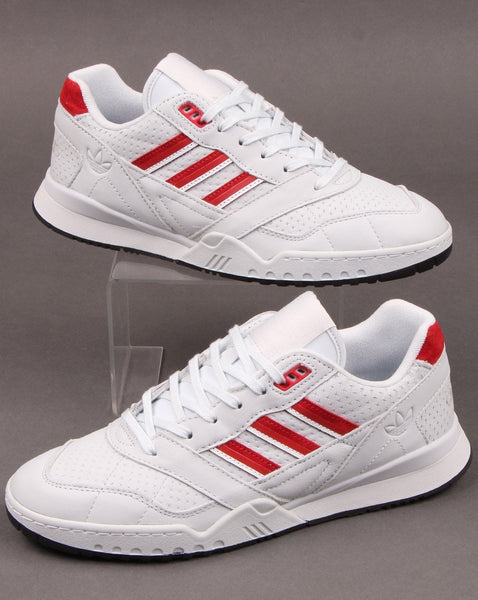 Adidas A.R. Trainer Blue Tint/Scarlet
