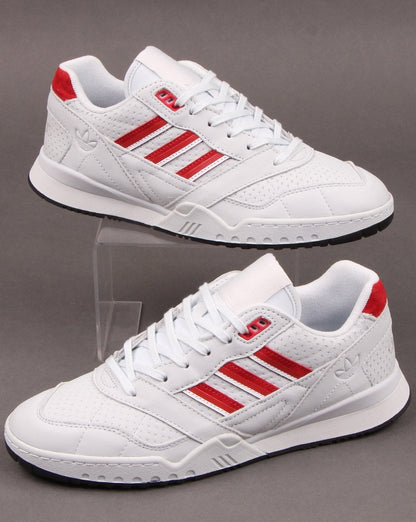 Adidas AR Trainer Blauton/Scharlachrot