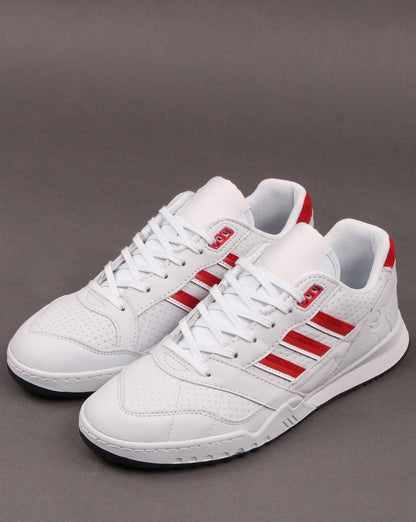 Adidas AR Trainer Blauton/Scharlachrot