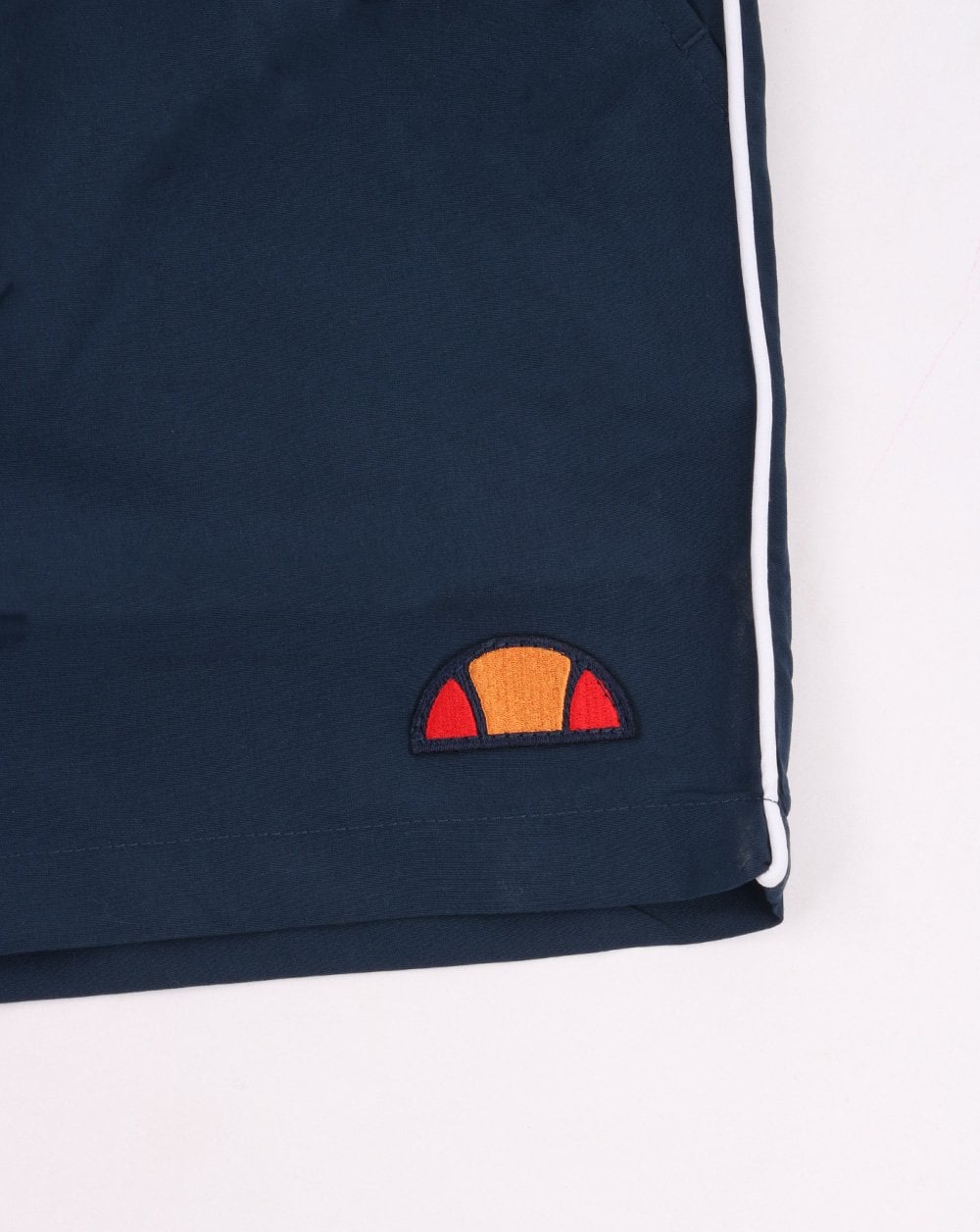 Ellesse – Badeshorts in Marineblau