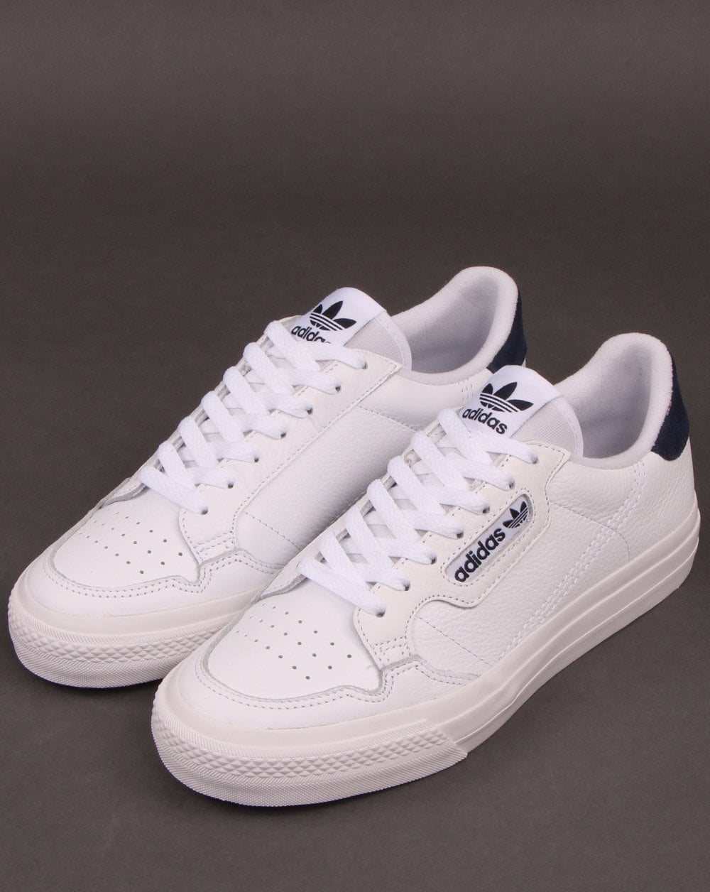 Adidas Continental Vulc-Sneaker aus weißem Leder
