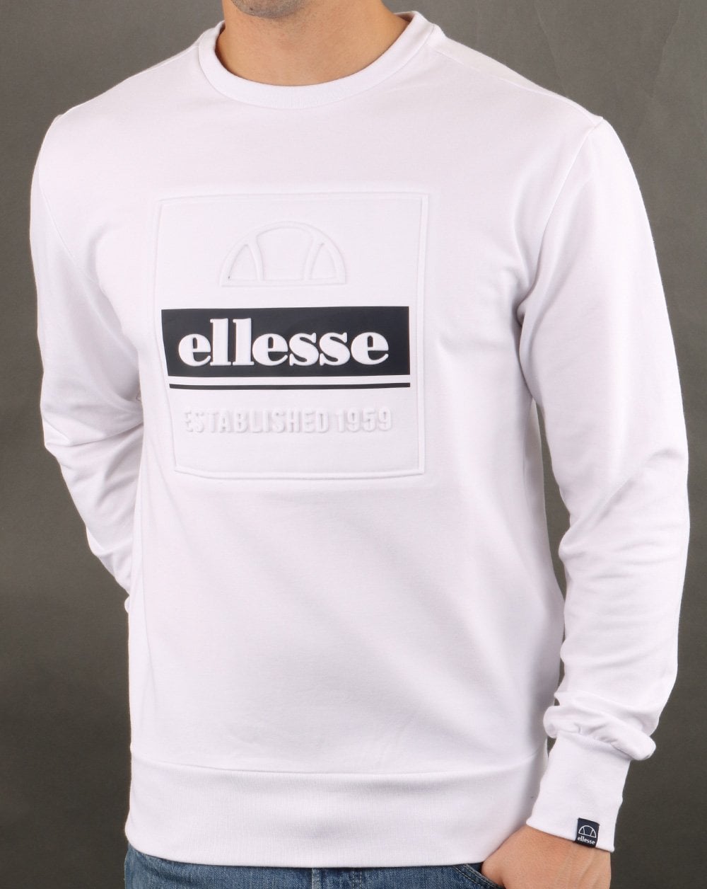 Ellesse – Catria – Sweatshirt mit Rundhalsausschnitt in Weiß