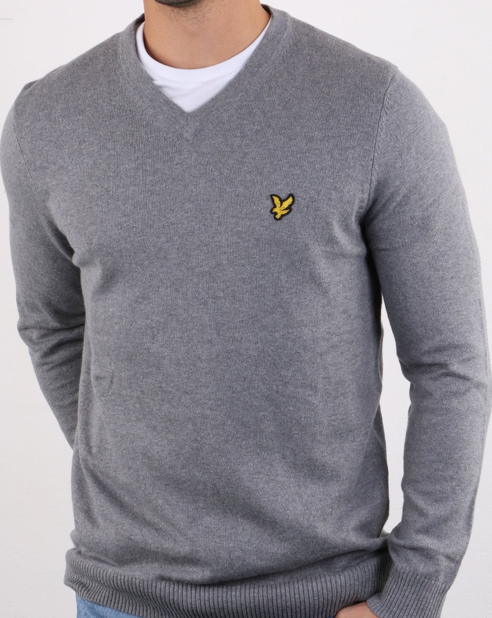 Lyle And Scott – Pullover aus Merinowolle mit V-Ausschnitt, Grau meliert