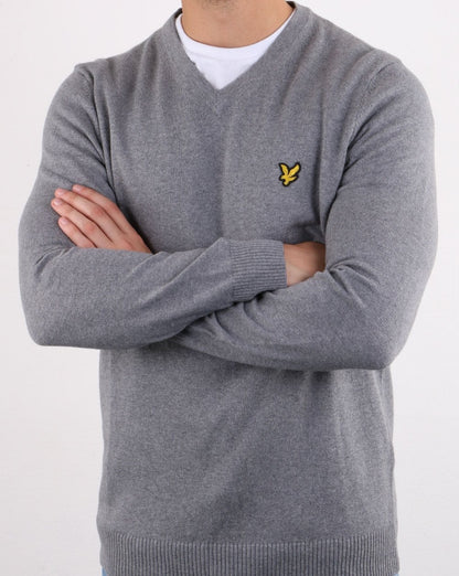 Lyle And Scott – Pullover aus Merinowolle mit V-Ausschnitt, Grau meliert