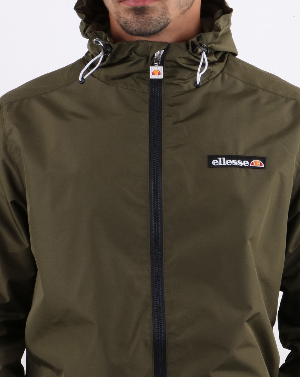 Ellesse – Beschichtete Terrassenjacke in Khaki