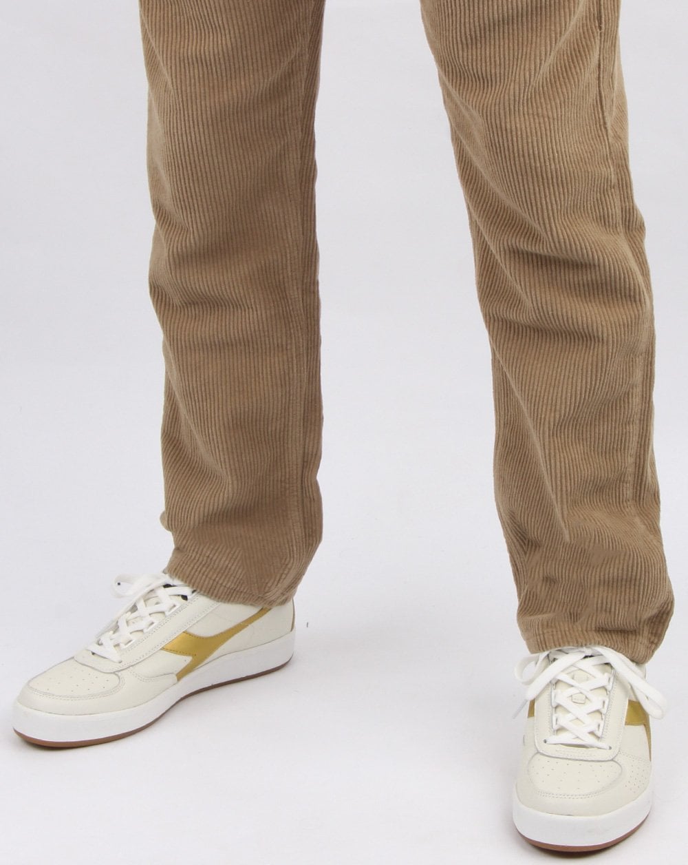 Lois Tapered Mid Cords Dunkelsand
