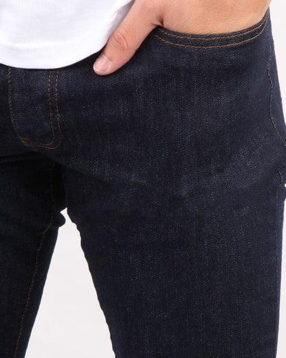 Weekend Offender – Karottenjeans in dunkler Spülung