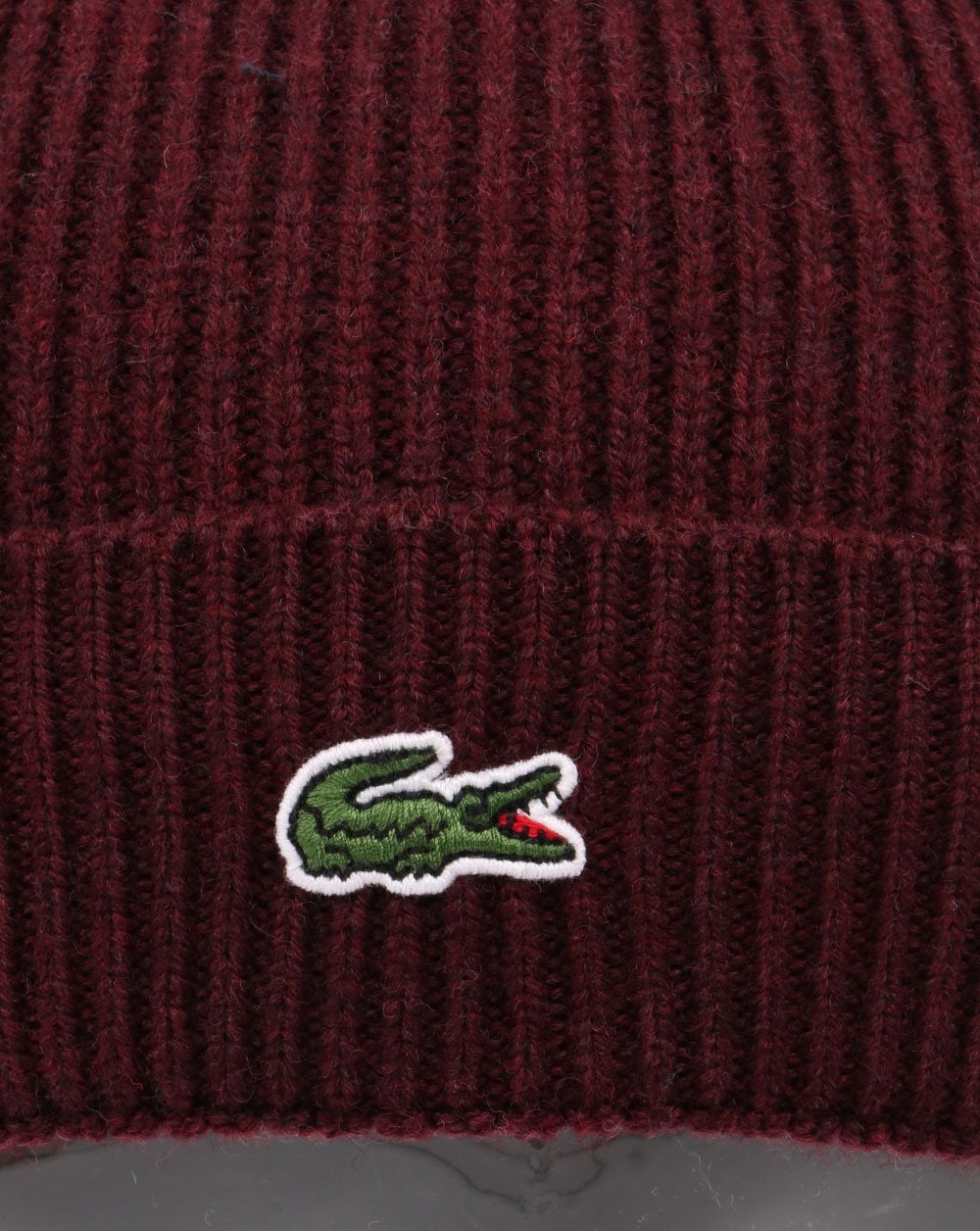 Lacoste – Gerippte Wollmütze mit Umschlag und Vine