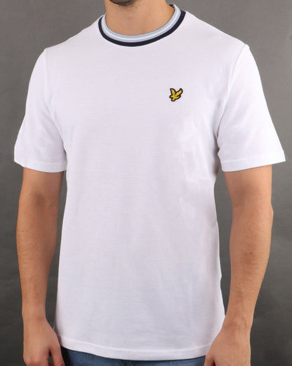 Lyle And Scott – Mehrreihiges T-Shirt in Weiß
