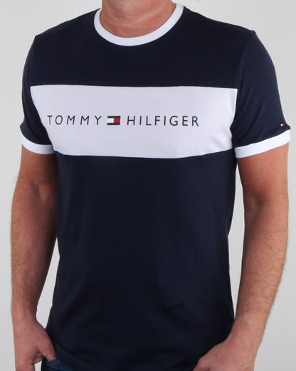Tommy Hilfiger – T-Shirt mit Logo-Flagge, Marineblau