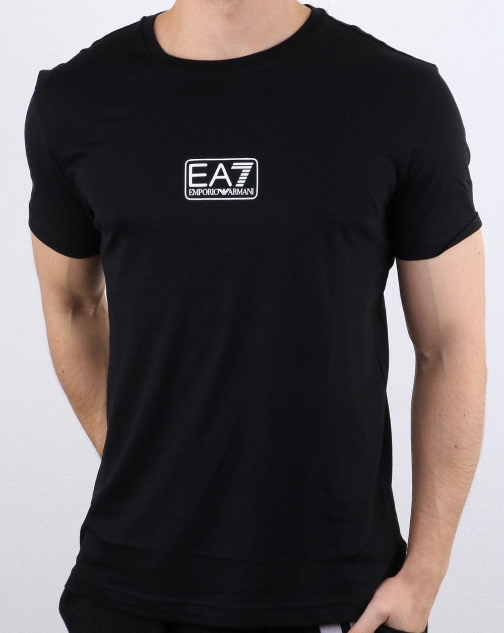 Emporio Armani – EA7 – Schwarzes T-Shirt mit Box-Logo