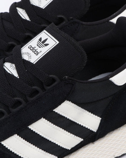 Adidas Forest Grove Sneaker Schwarz/Wolkenweiß