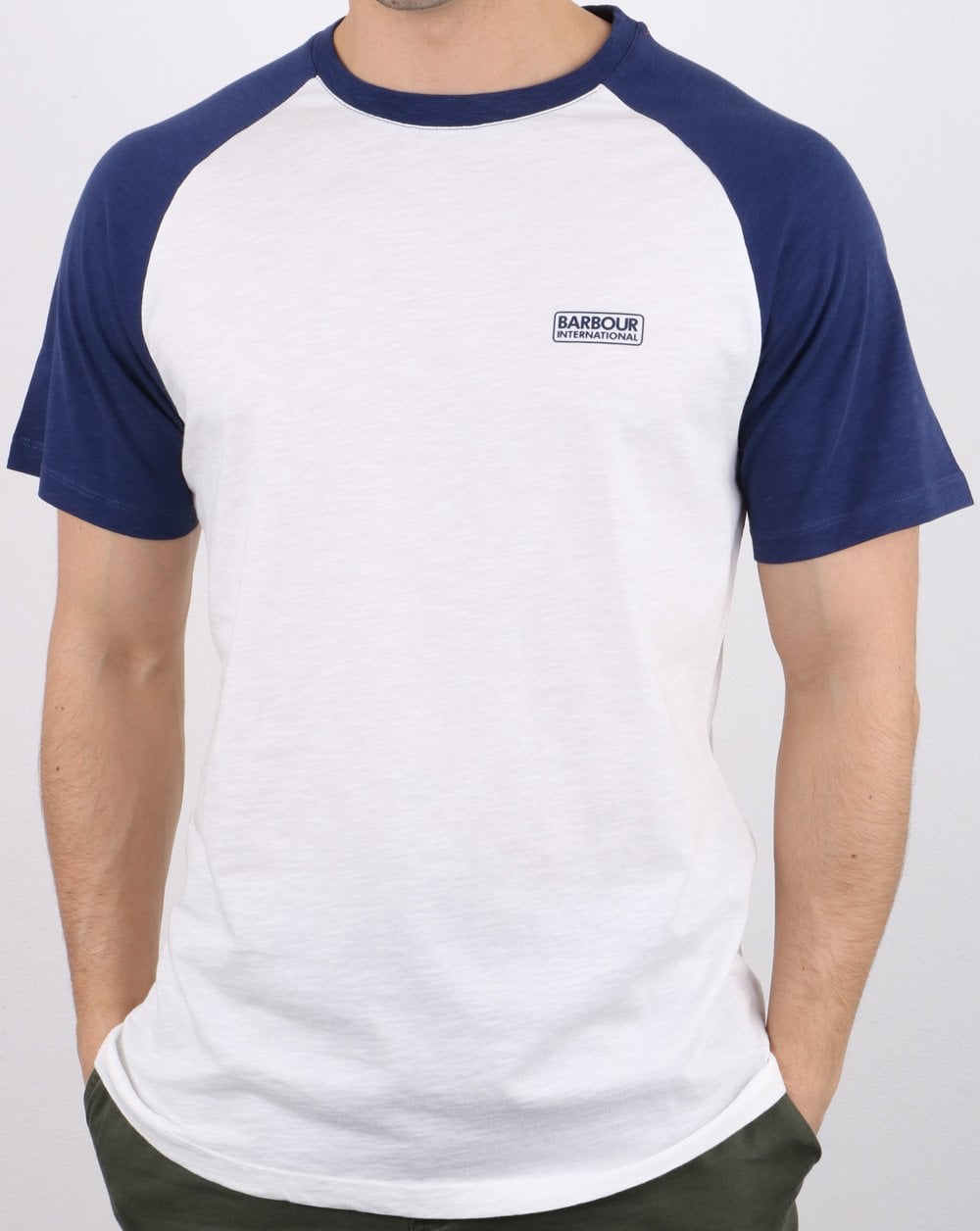 Barbour International Rivet Raglan Tee Weiß