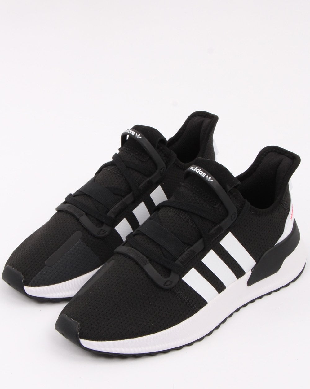 Adidas U_path Run Sneaker Schwarz/Weiß/Shock Red