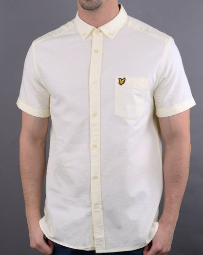 Lyle And Scott – Kurzärmliges Oxford-Hemd in Buttercreme
