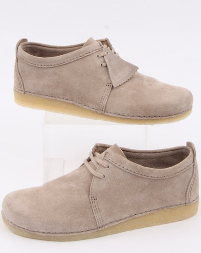 Clarks Originals Ashton Schuh aus sandfarbenem Wildleder