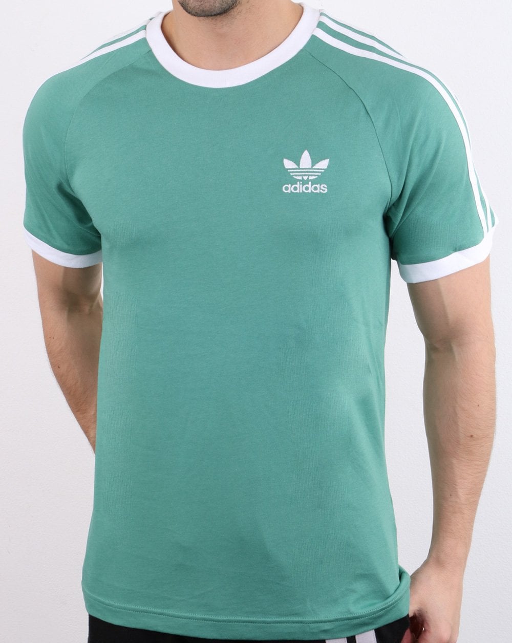Adidas Originals 3-Streifen-T-Shirt, weiches Grün