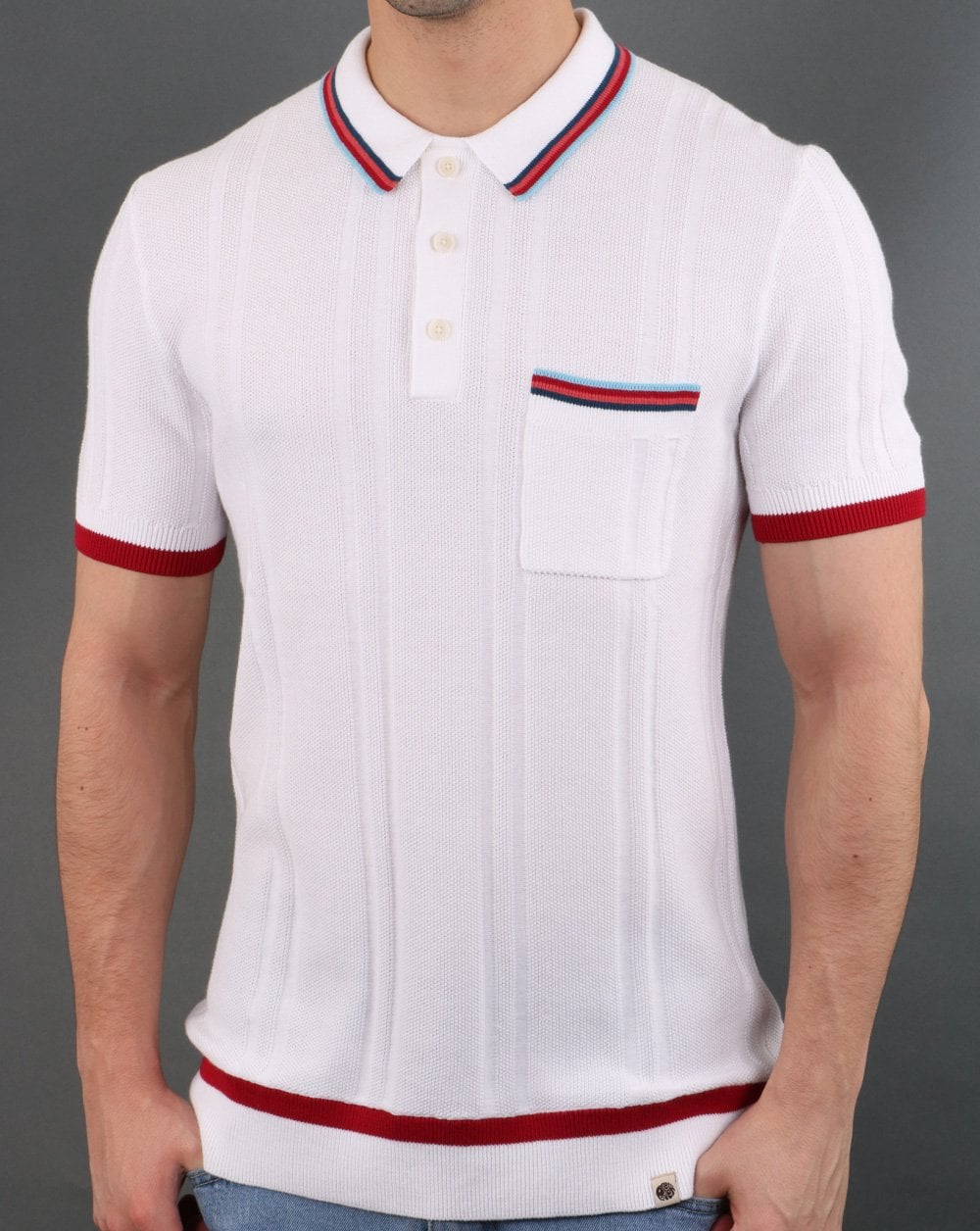 Pretty Green – Gestricktes Poloshirt mit Streifen und Tasche in Weiß