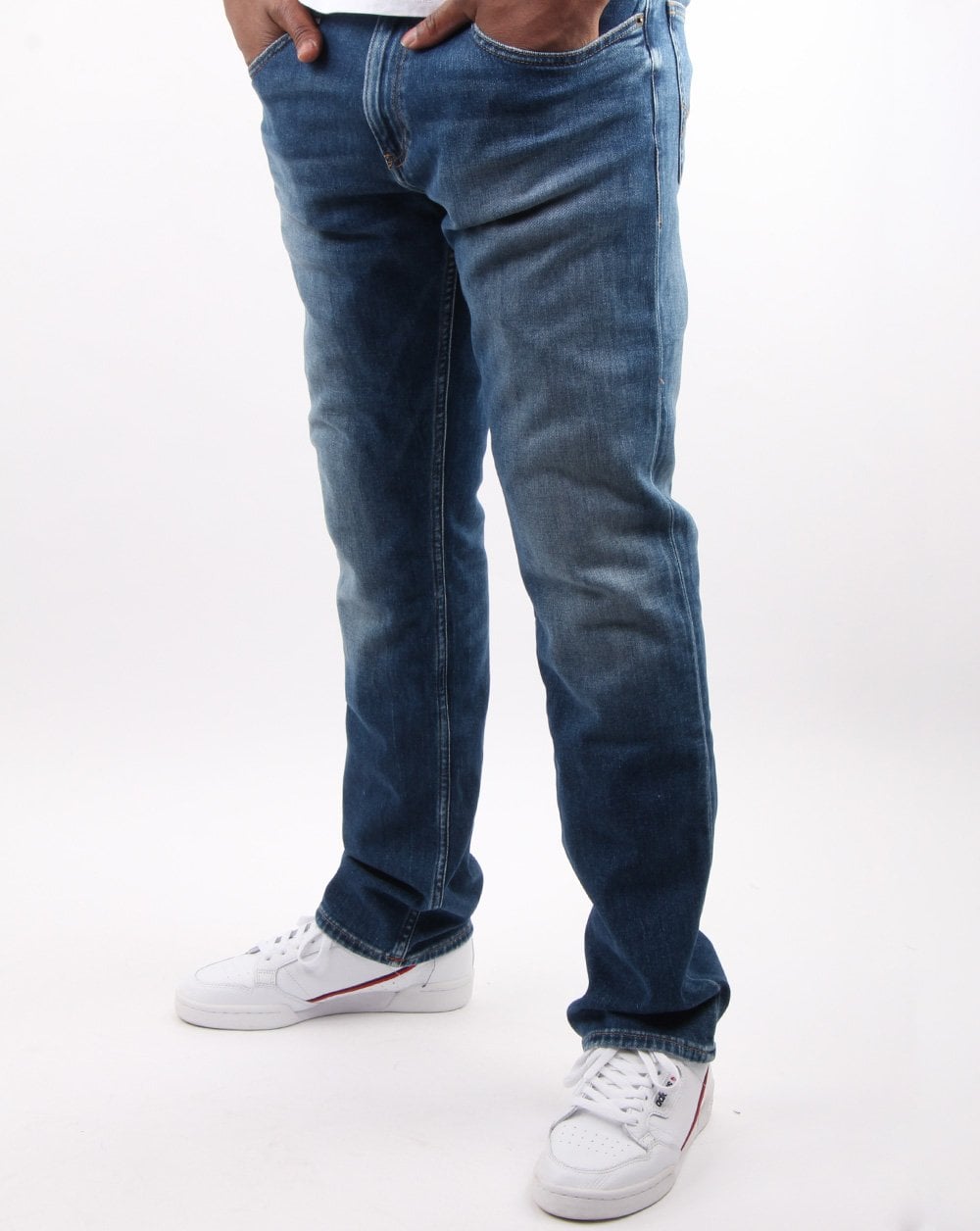 Tommy Hilfiger – Ryan – Entspannte, gerade Jeans mit geradem Bein, Kevin, Mittelblau