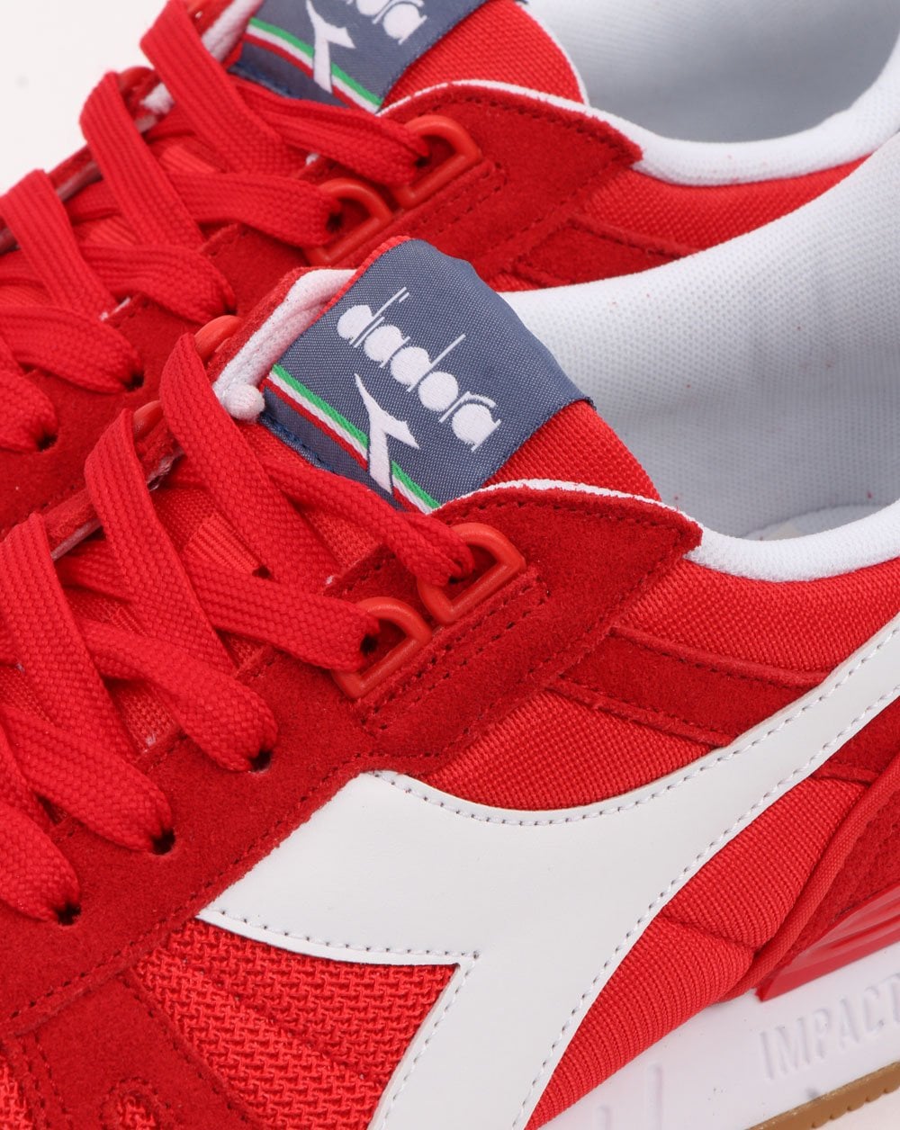 Diadora Titan II Trainer Rot/Marineblau
