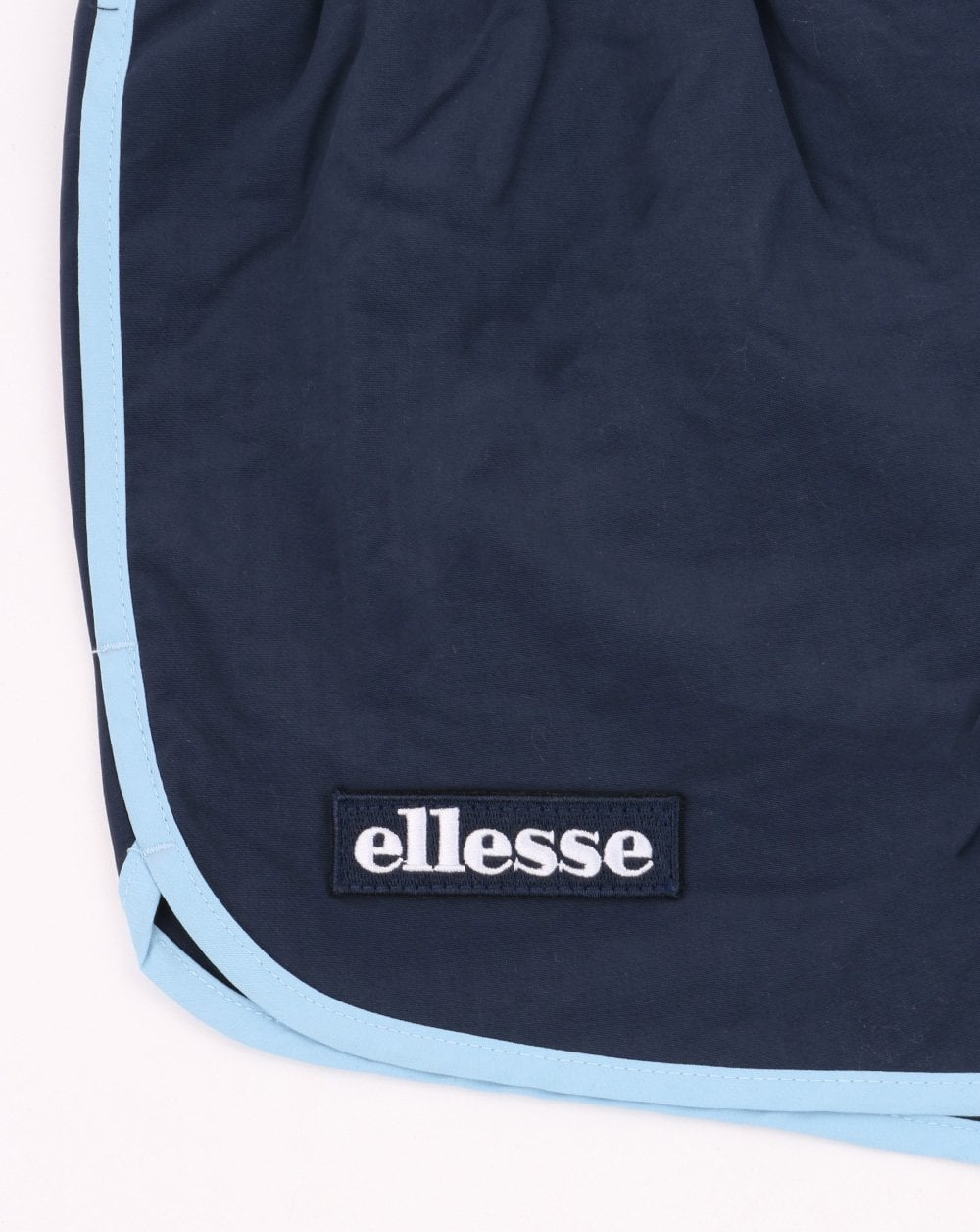 Ellesse – Bari – Badeshorts in Marineblau